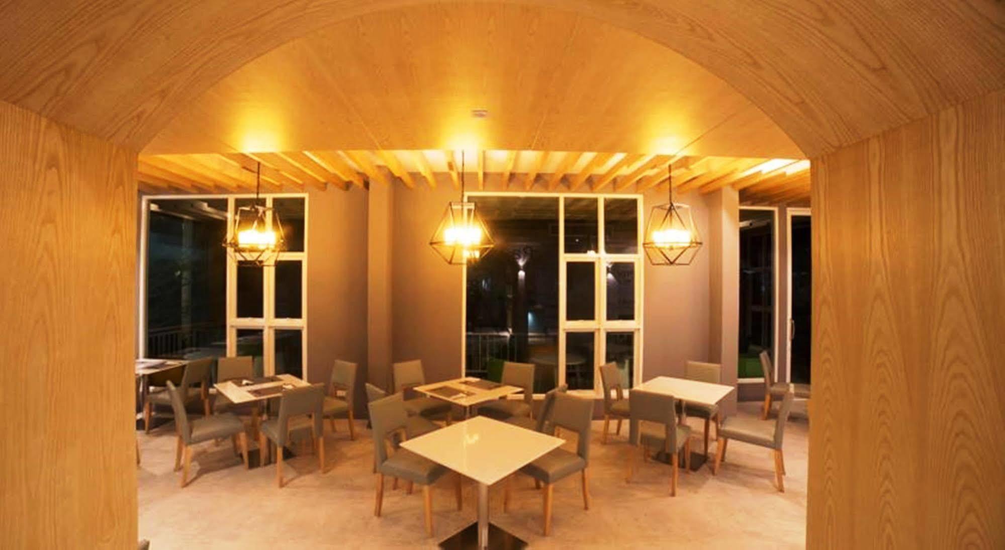 The Bliss Ubon Hotel Ubon Ratchathani Exterior photo